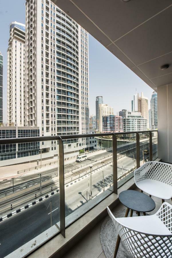 Fantastay Sparkle Tower One Bedroom Suite Marina View Дубай Екстериор снимка