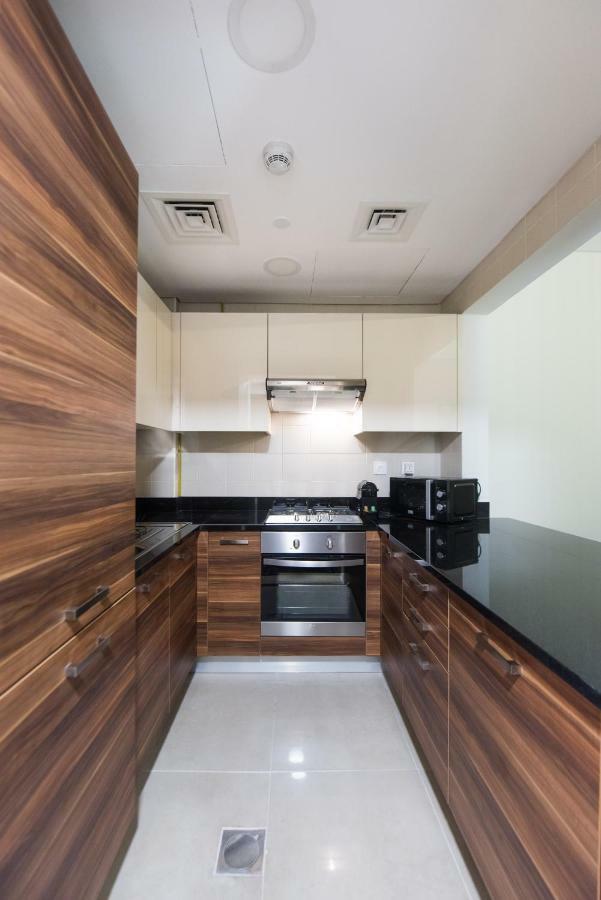 Fantastay Sparkle Tower One Bedroom Suite Marina View Дубай Екстериор снимка