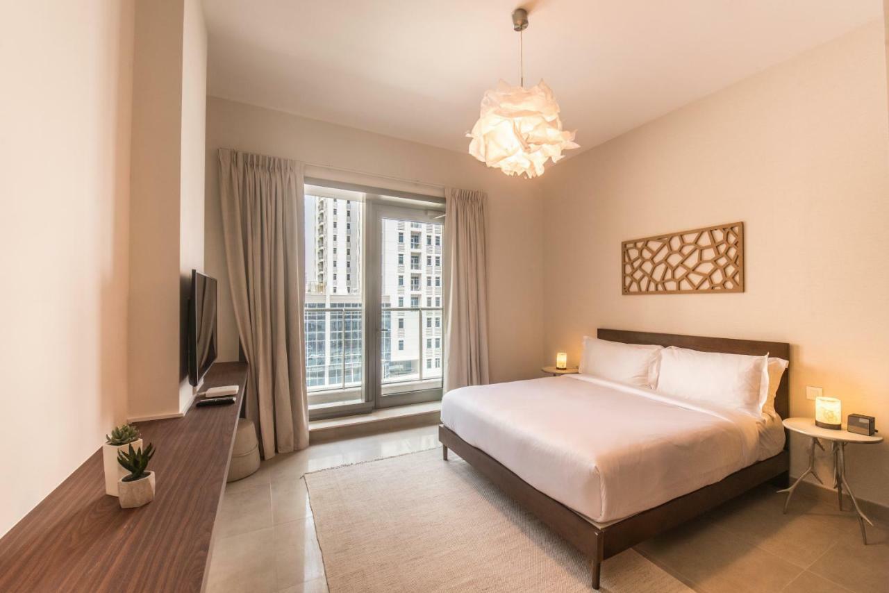 Fantastay Sparkle Tower One Bedroom Suite Marina View Дубай Екстериор снимка