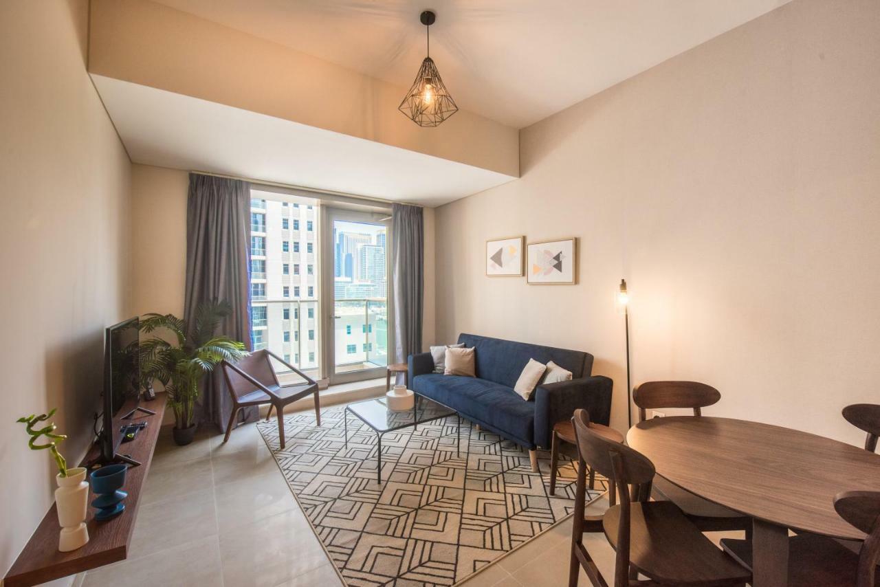 Fantastay Sparkle Tower One Bedroom Suite Marina View Дубай Екстериор снимка